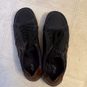 Women's Navy and Brown Casual Leather Shoes